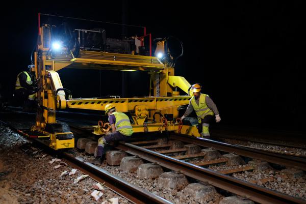 dstrainrailVI