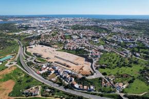 3. Nova Vila Retail Portimao